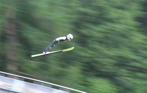 „Fliegen ist einfach cool!“ - Skisprungtalent Hannes von der Alpe Wenger Egg